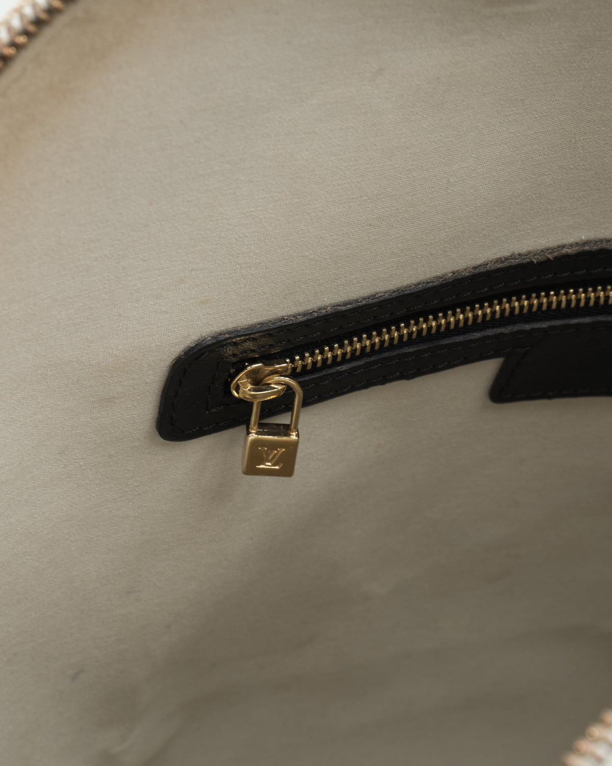 Louis Vuitton Sac - Alma Haut - Monogram