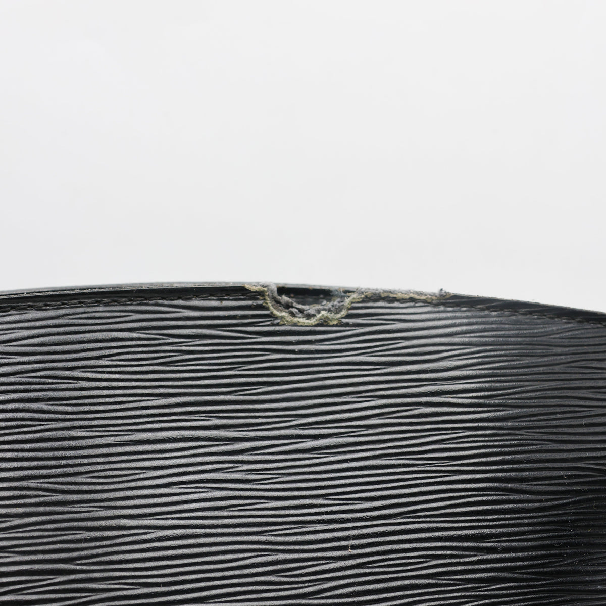 Louis Vuitton Sac à main Saint Jacques Epi Noir