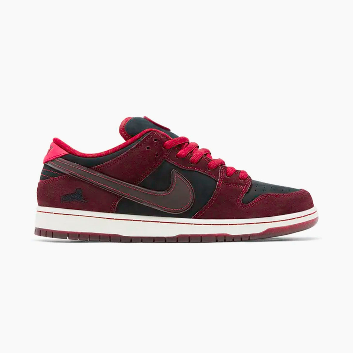 Nike SB Dunk Low Riot Skateshop