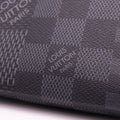 Louis Vuitton Pochette Damier Noir