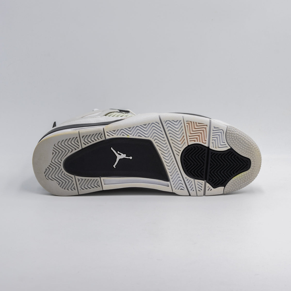 Air Jordan 4 Retro Military Black