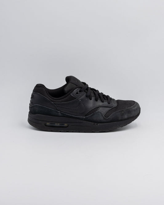 Air Max 1 "Triple Black"
