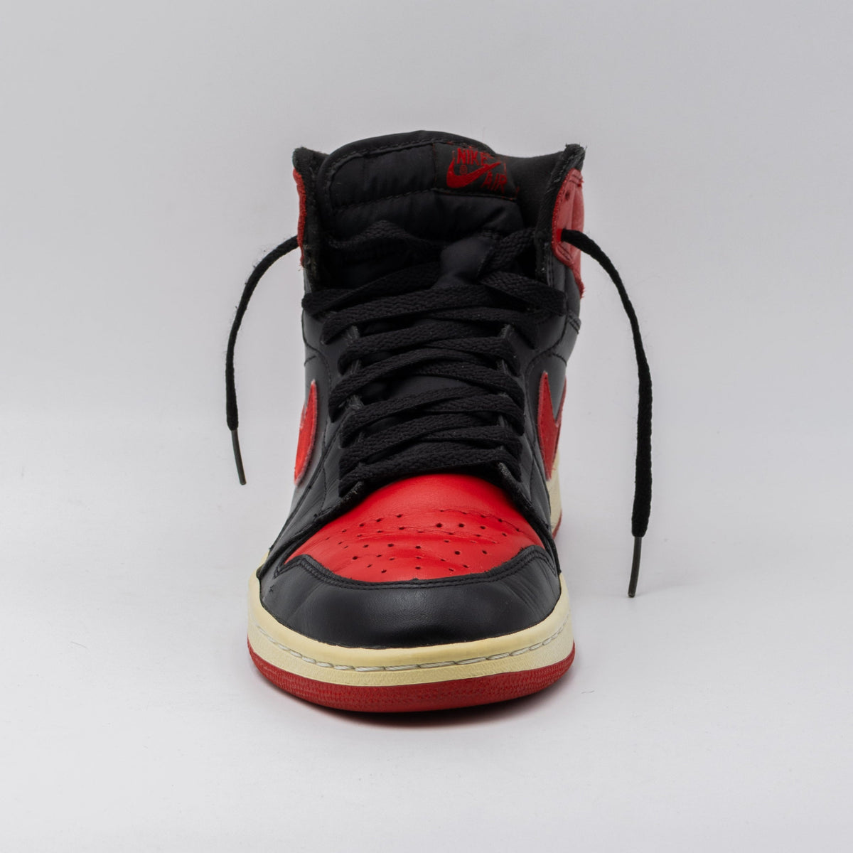 Air Jordan 1 Retro High Bred