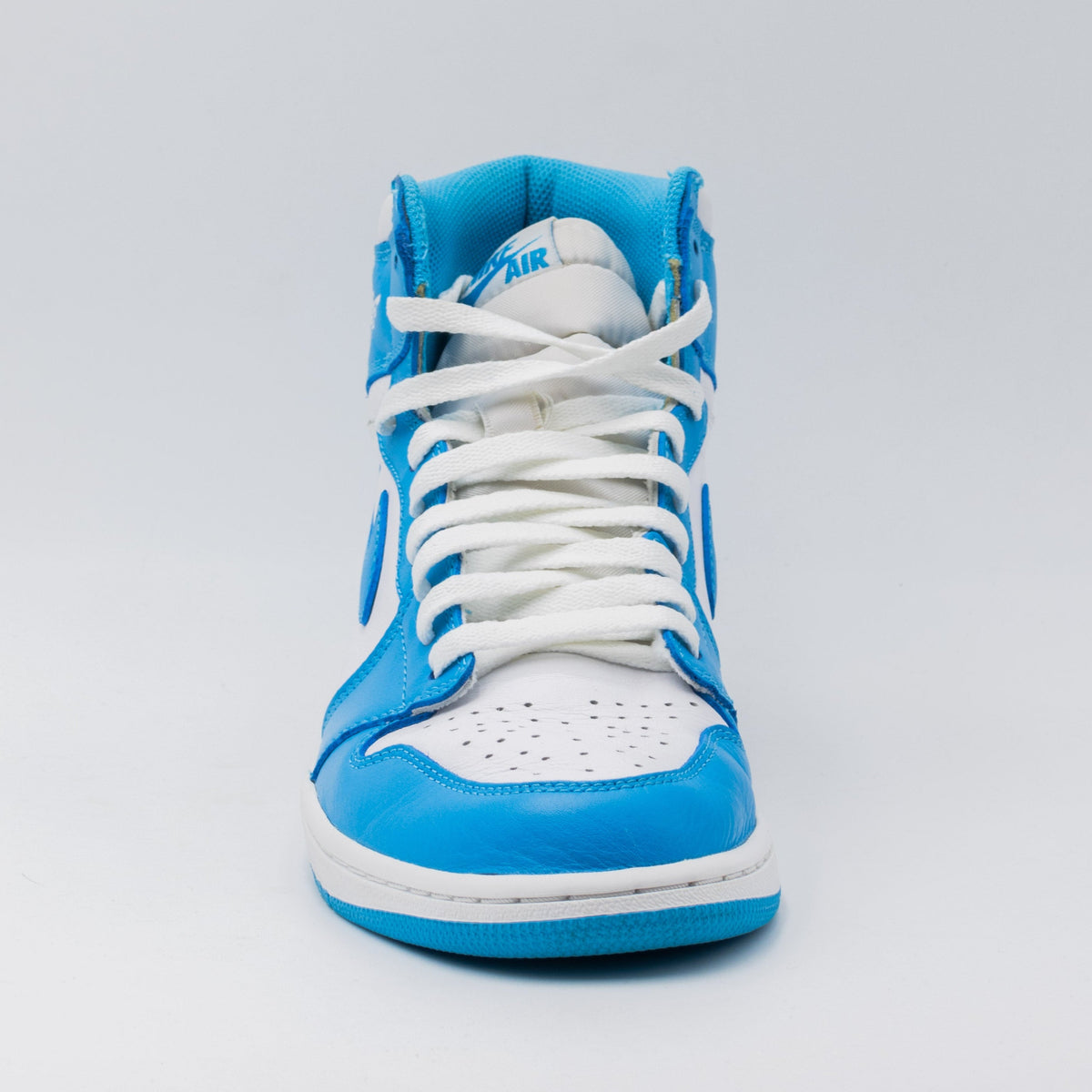 Air Jordan 1 Retro High UNC
