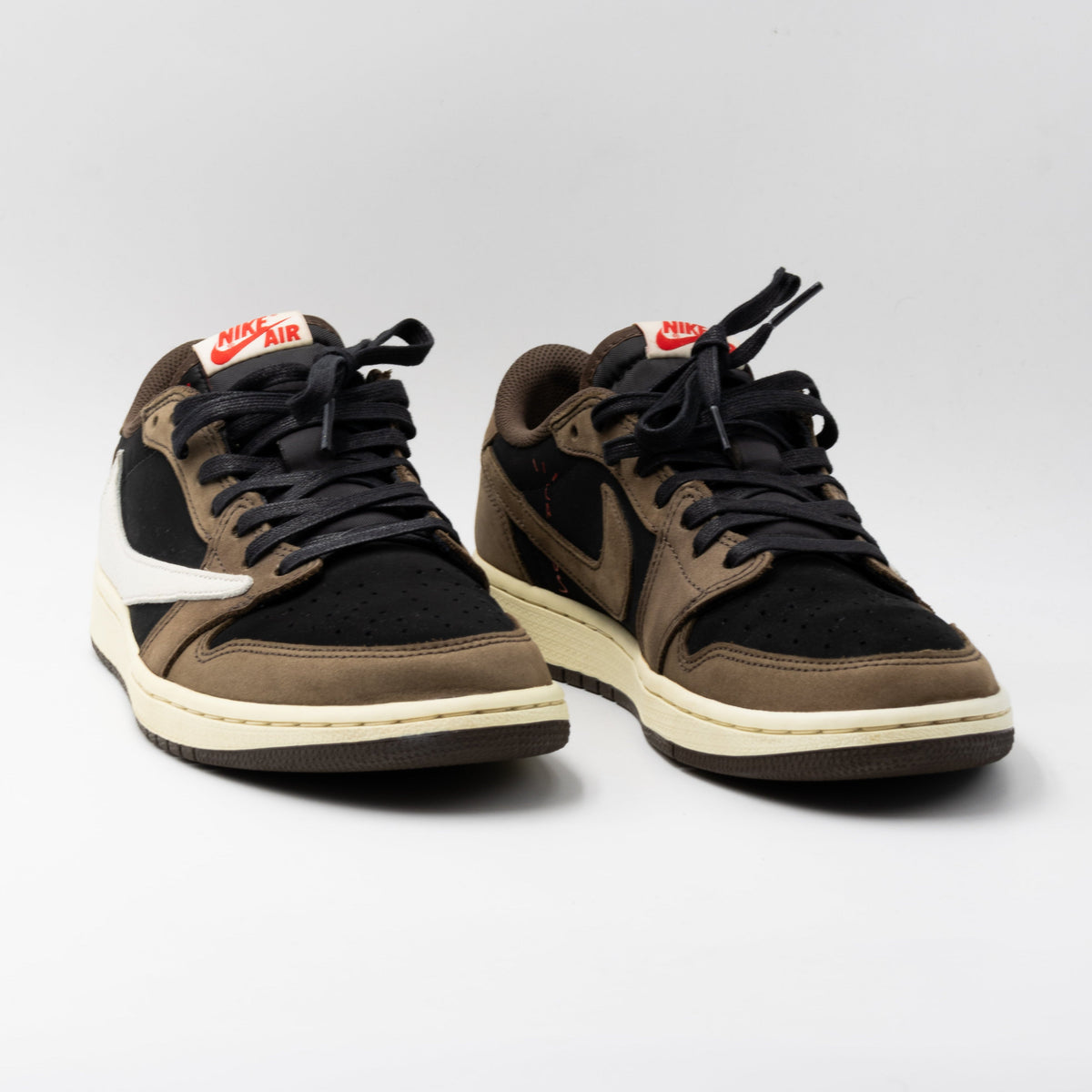 Air Jordan 1 Retro Low OG SP Travis Scott