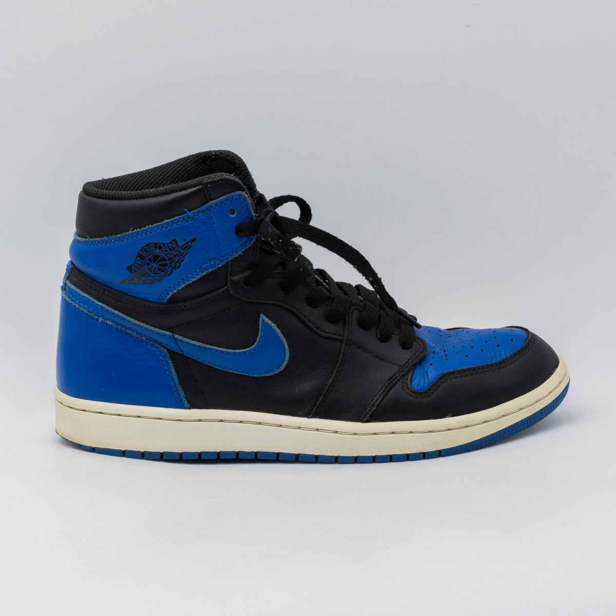 Air Jordan 1 Retro High Royal
