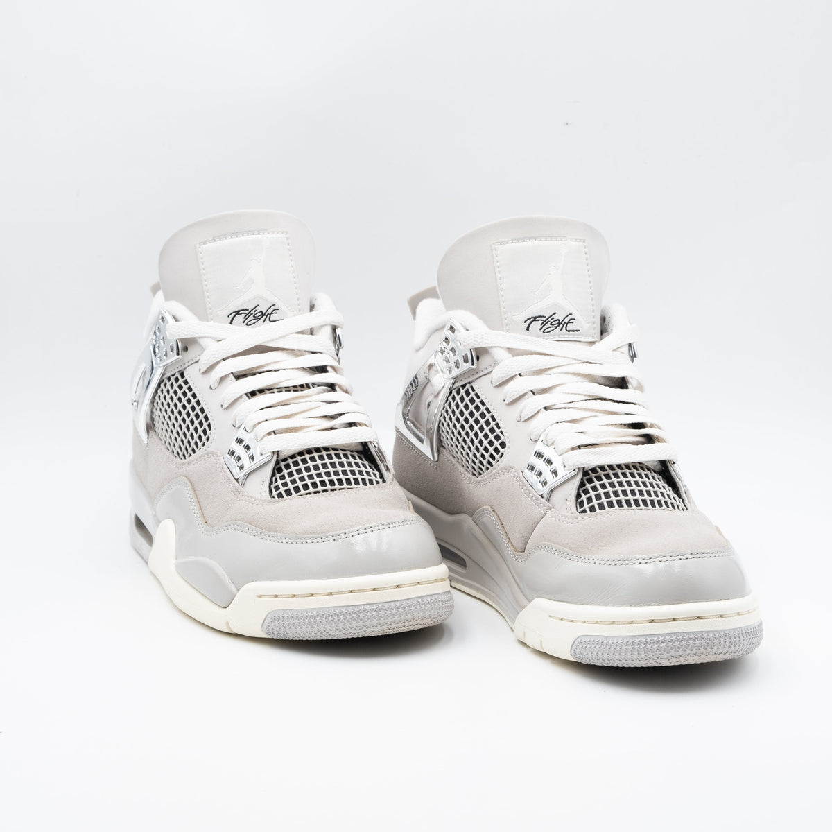 Air Jordan 4 Retro Frozen Moments