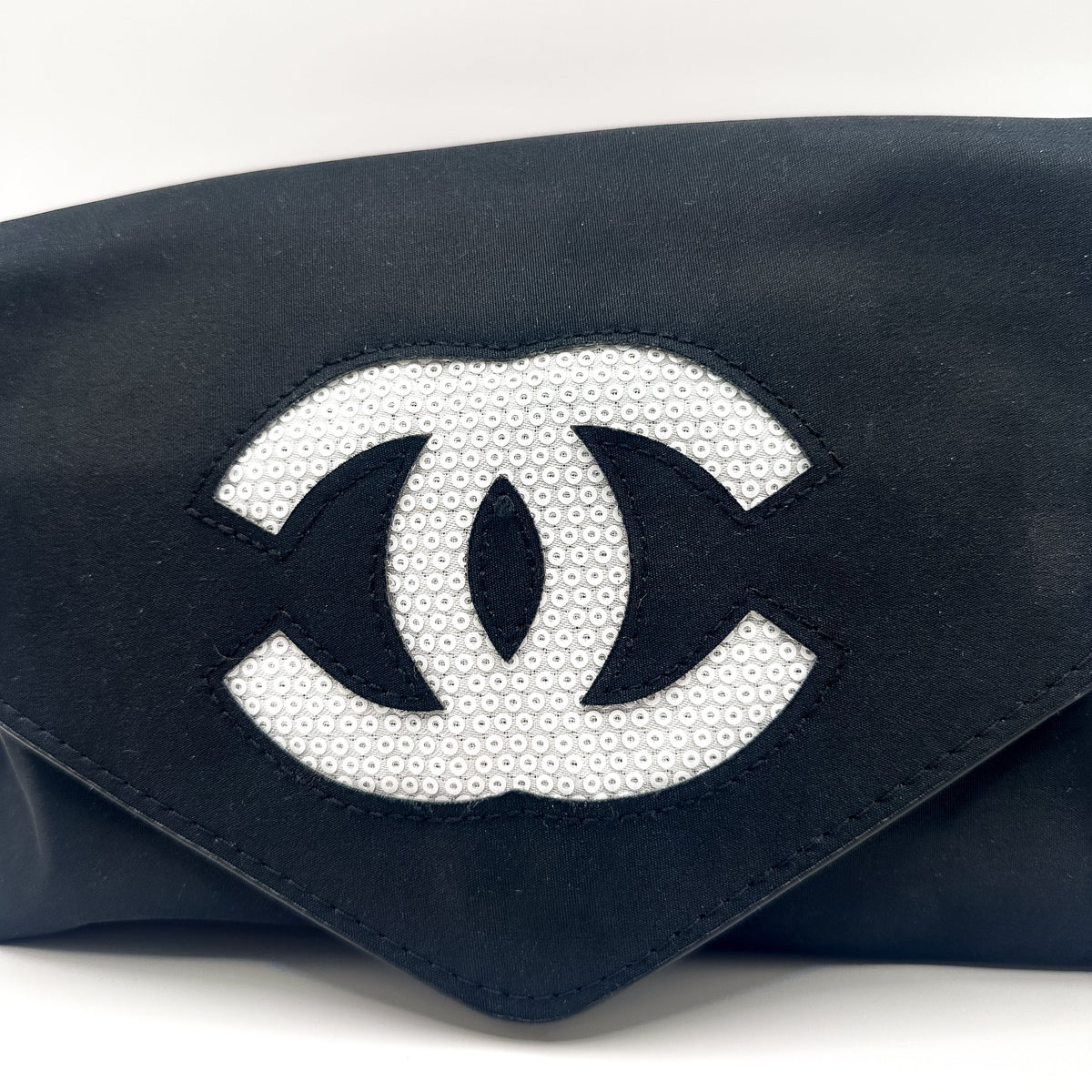 Chanel Sac a main Logo Noir