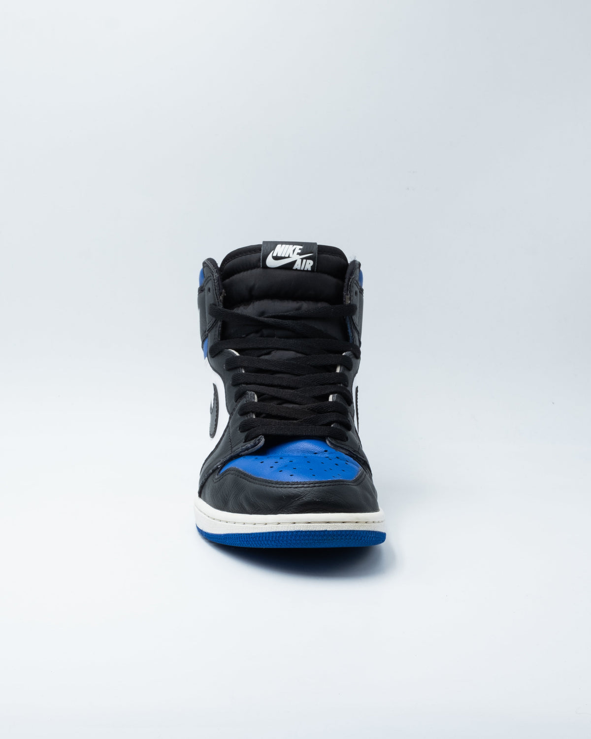 Air Jordan 1 Retro High Royal Toe
