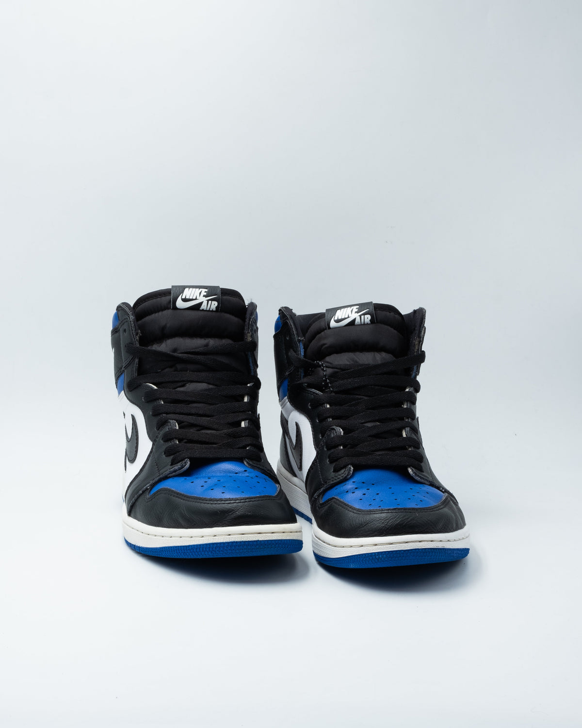 Air Jordan 1 Retro High Royal Toe