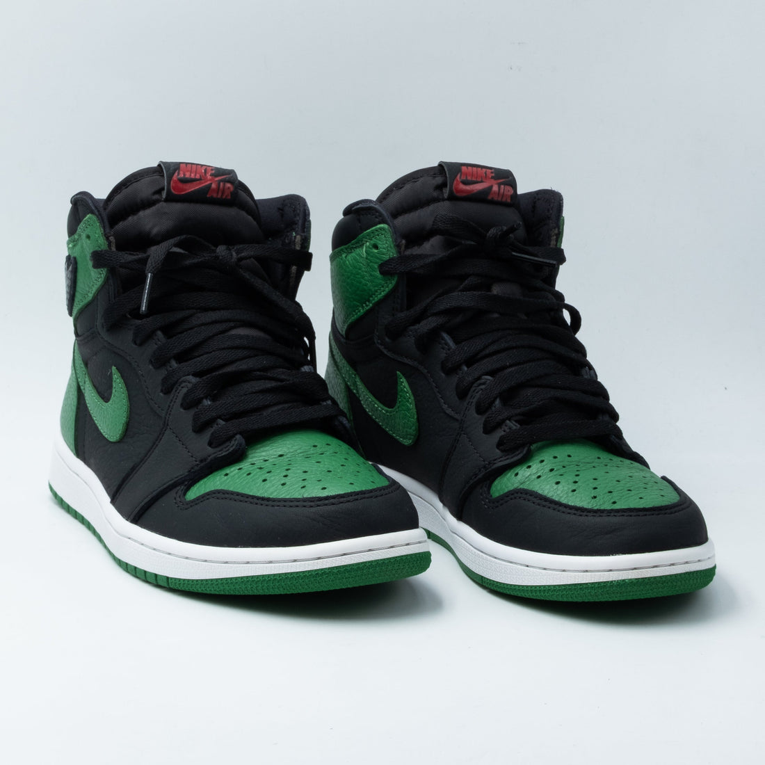 Air Jordan 1 Retro High Pine Green Black