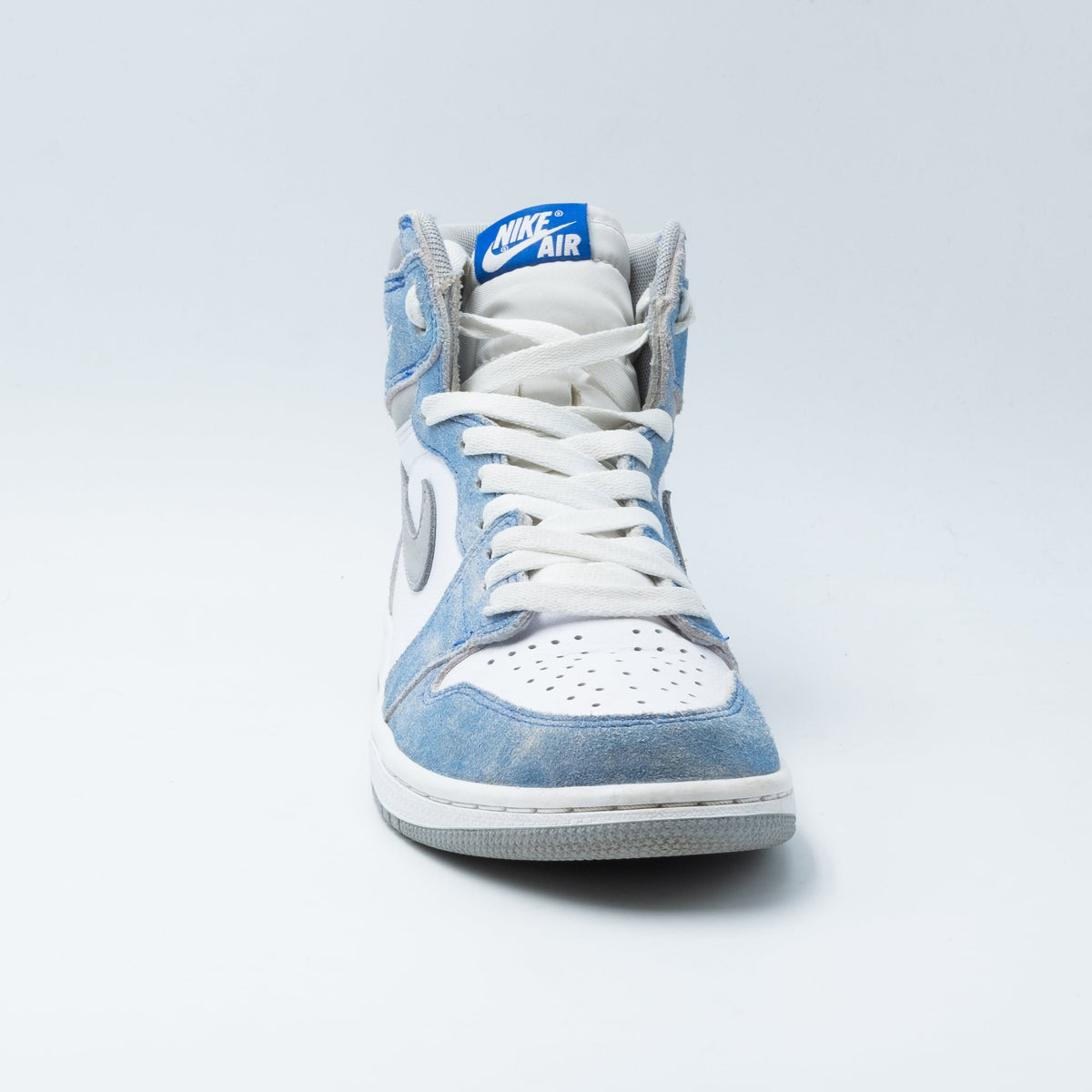 Air Jordan 1 Retro High Hyper Royal Smoke Grey