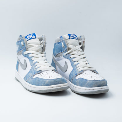 Air Jordan 1 Retro High Hyper Royal Smoke Grey