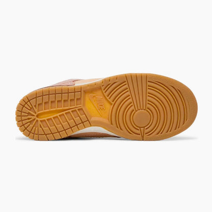 Nike Dunk Disrupt Caramel Croc