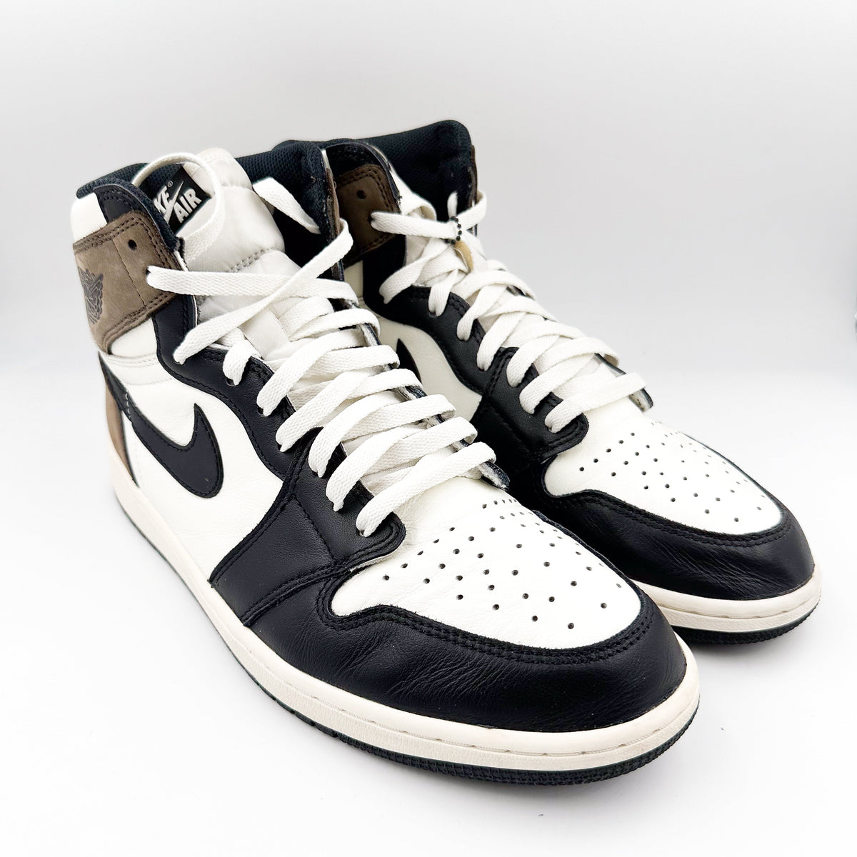 Air Jordan 1 Retro High Dark Mocha