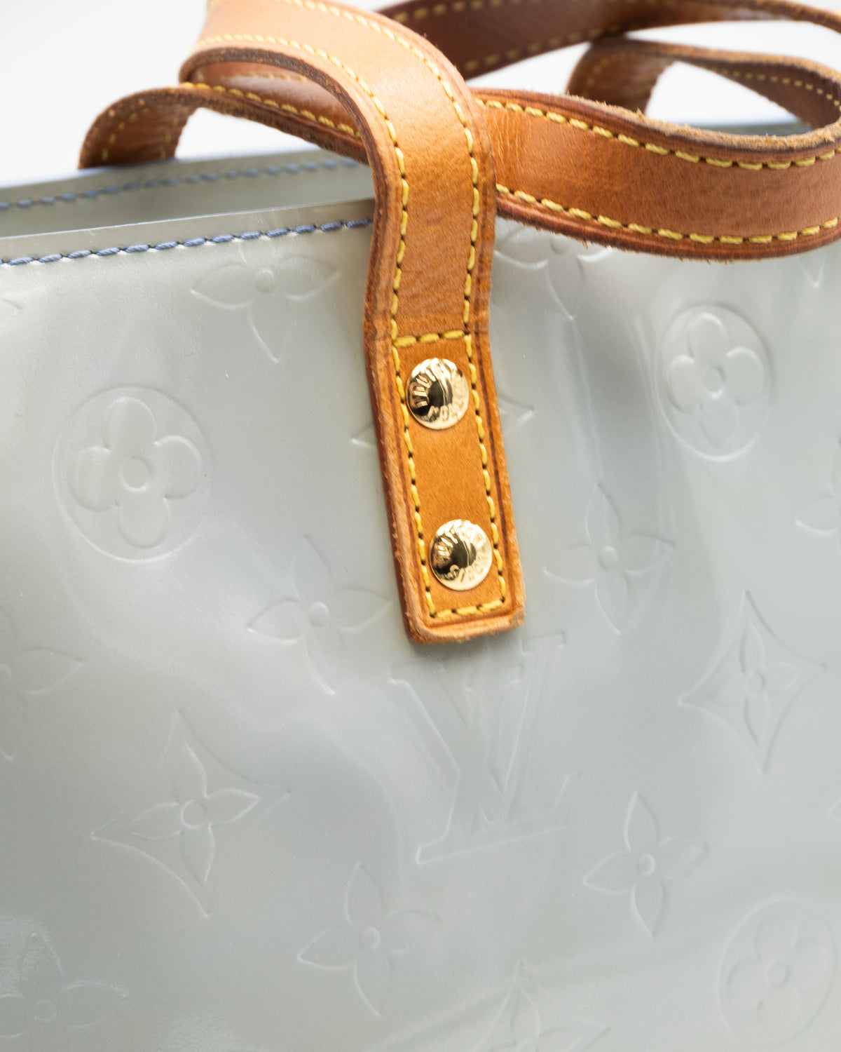 Louis Vuitton Sac à main Vernis Reade PM Vert d'eau