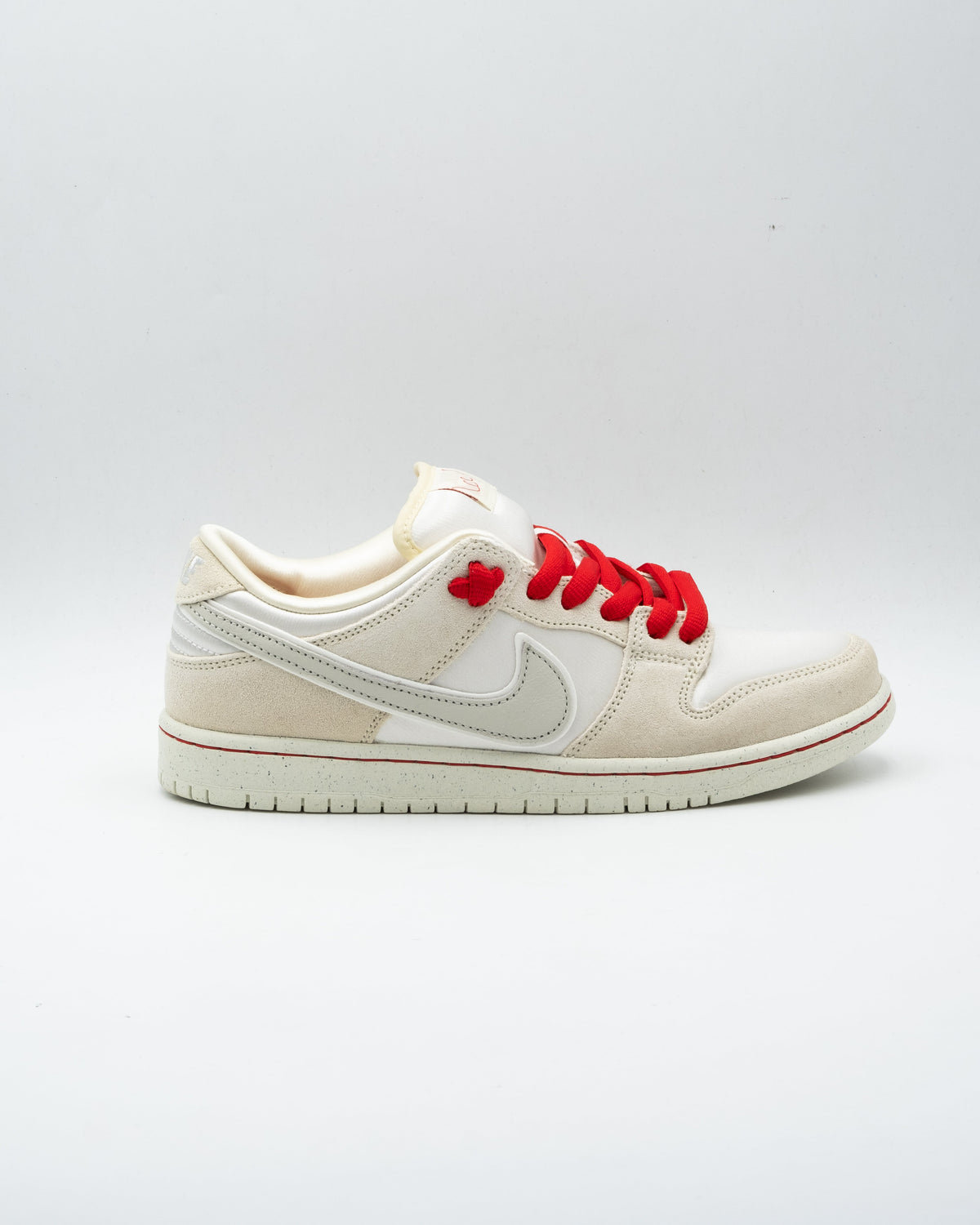 Nike Dunk SB Low City Of Love Os Clair