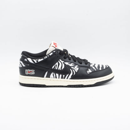 Nike Dunk SB Low OG QS Quartersnacks Zebra