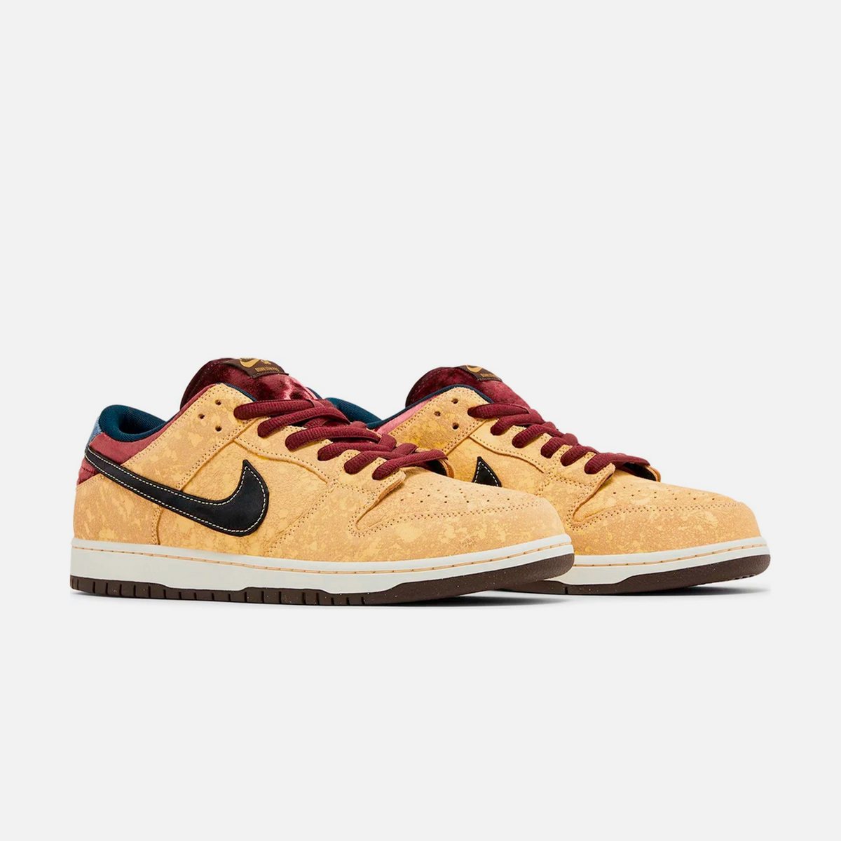 Nike SB Dunk Low City of Cinema