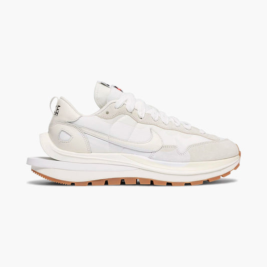 Nike Vaporwaffle sacai Black Gum