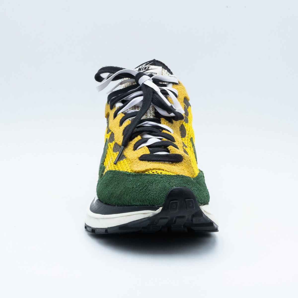 Nike Vaporwaffle sacai Tour Yellow Stadium Green