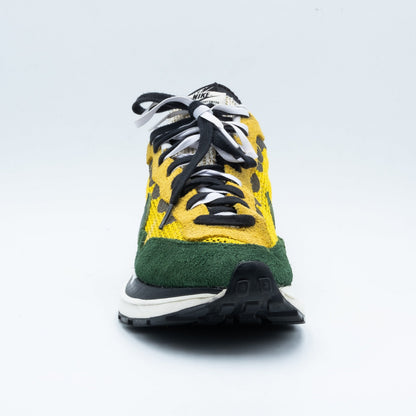 Nike Vaporwaffle sacai Tour Yellow Stadium Green