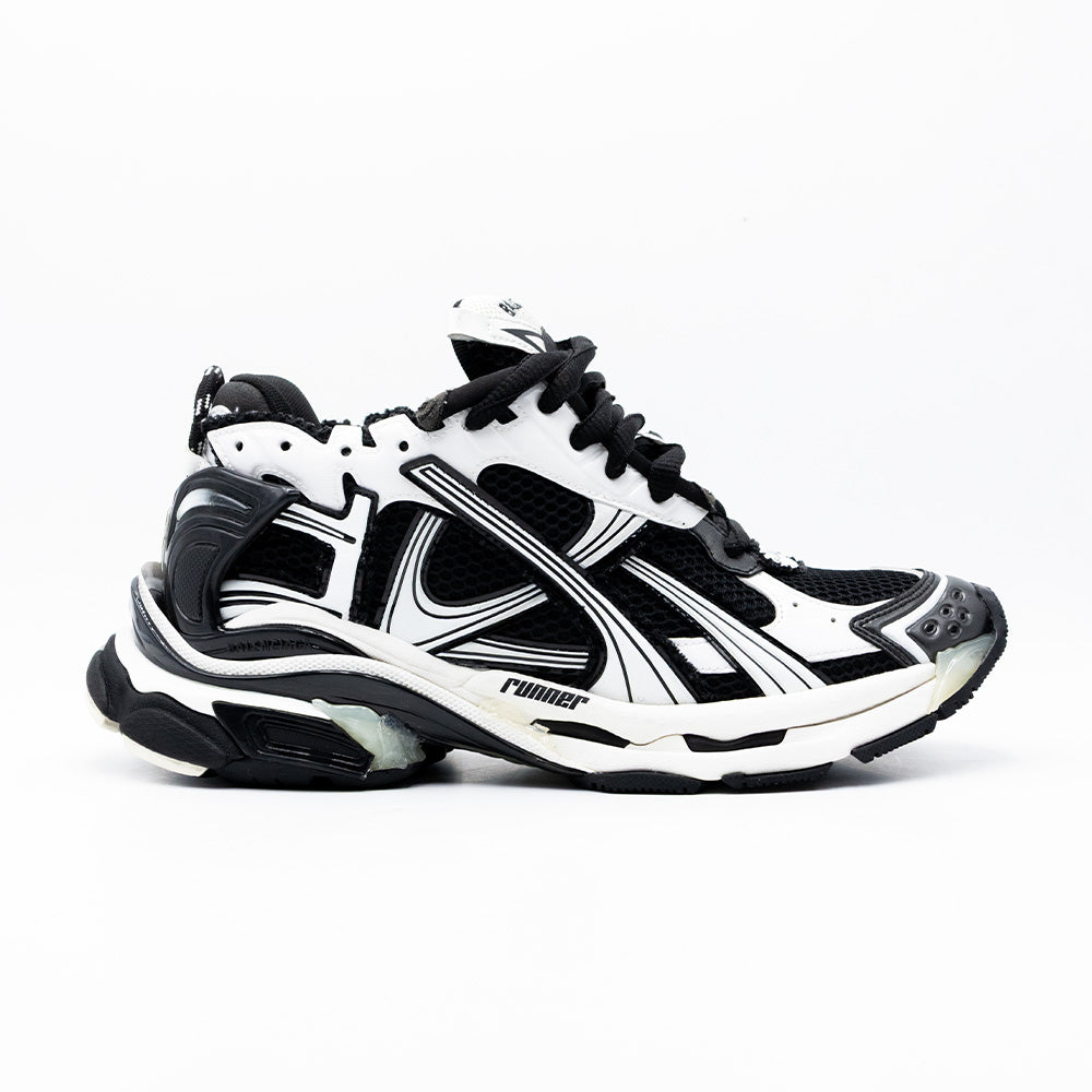 Balenciaga Runner Black White