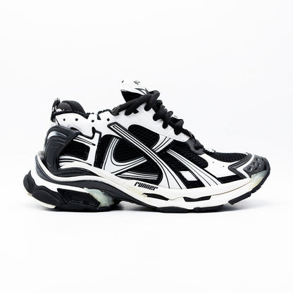 Balenciaga Runner Black White