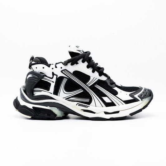 Balenciaga Runner Black White