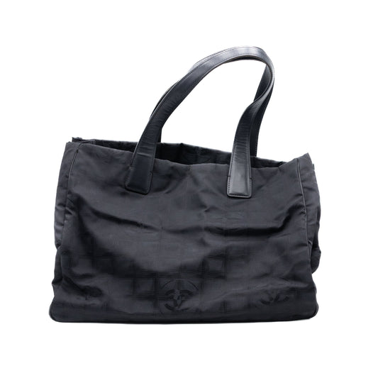 Chanel Sac à main Travel Line MM Noir
