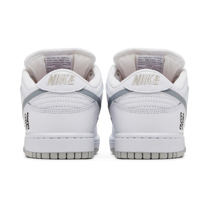 Nike Dunk SB Low Supreme 94 White Metallic Silver